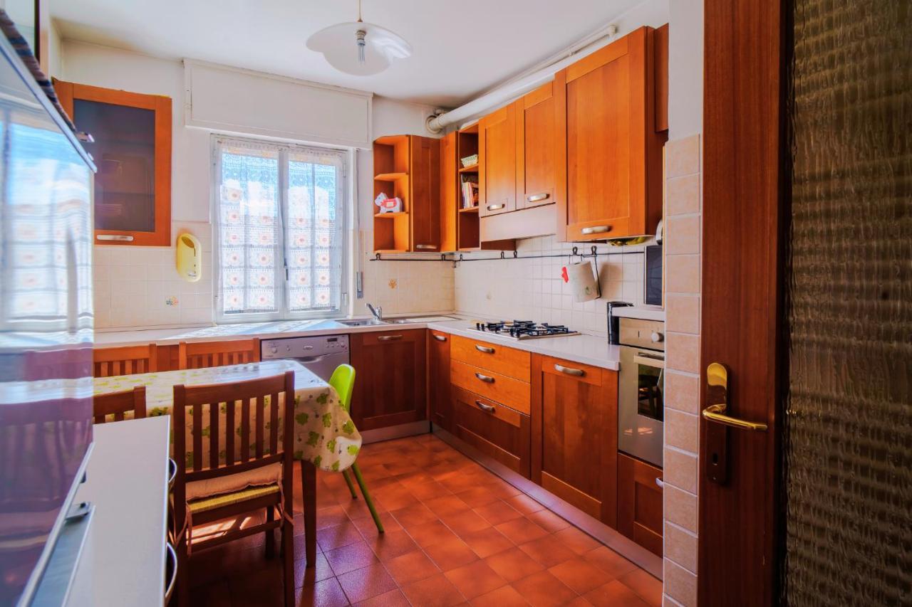 La Casa Nel Sole Apartment Grandate Bagian luar foto